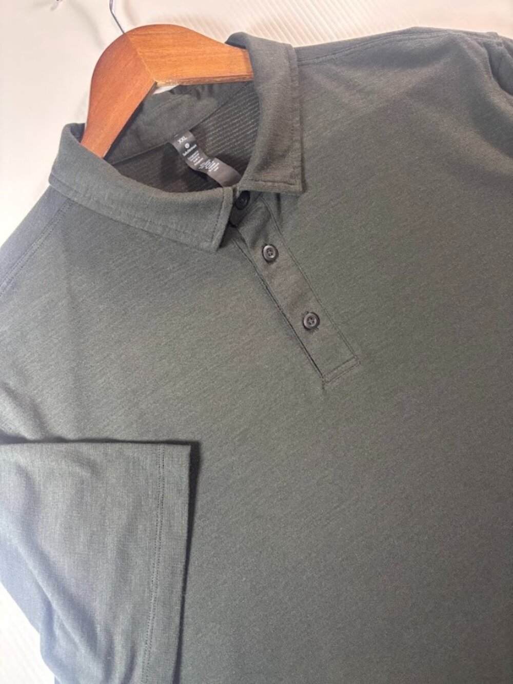 Lululemon Men's Evolution Short-Sleeve Black Men's 2XL Polo Shirt